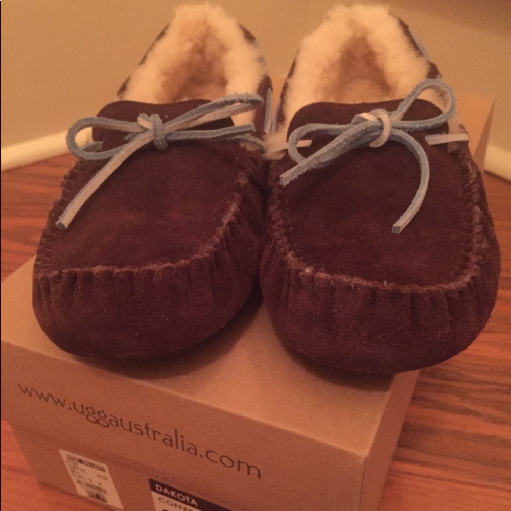 UGG Women’s Dakota Coffee Moccasins